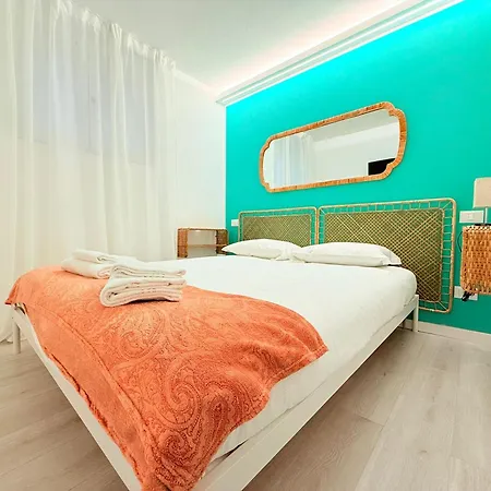 New In The Prada Foundation Apartment Mailand